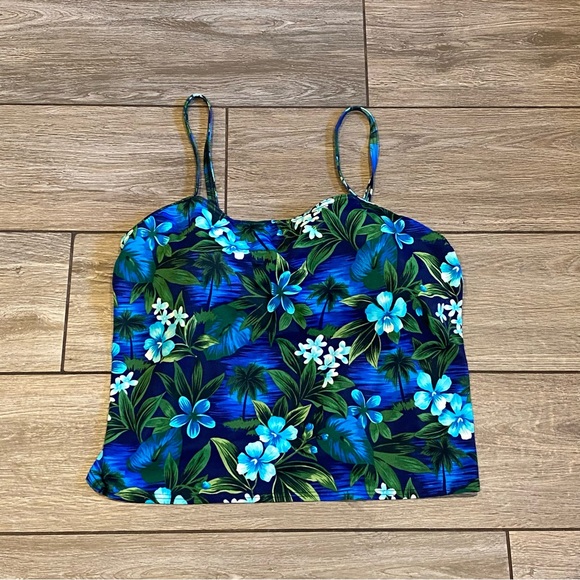 baltex Other - Baltex 20W Floral Tankini Top Only